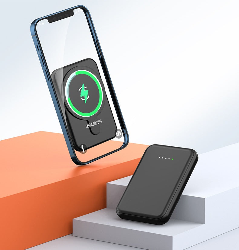 Magnetic Wireless Fast Charging Power Bank