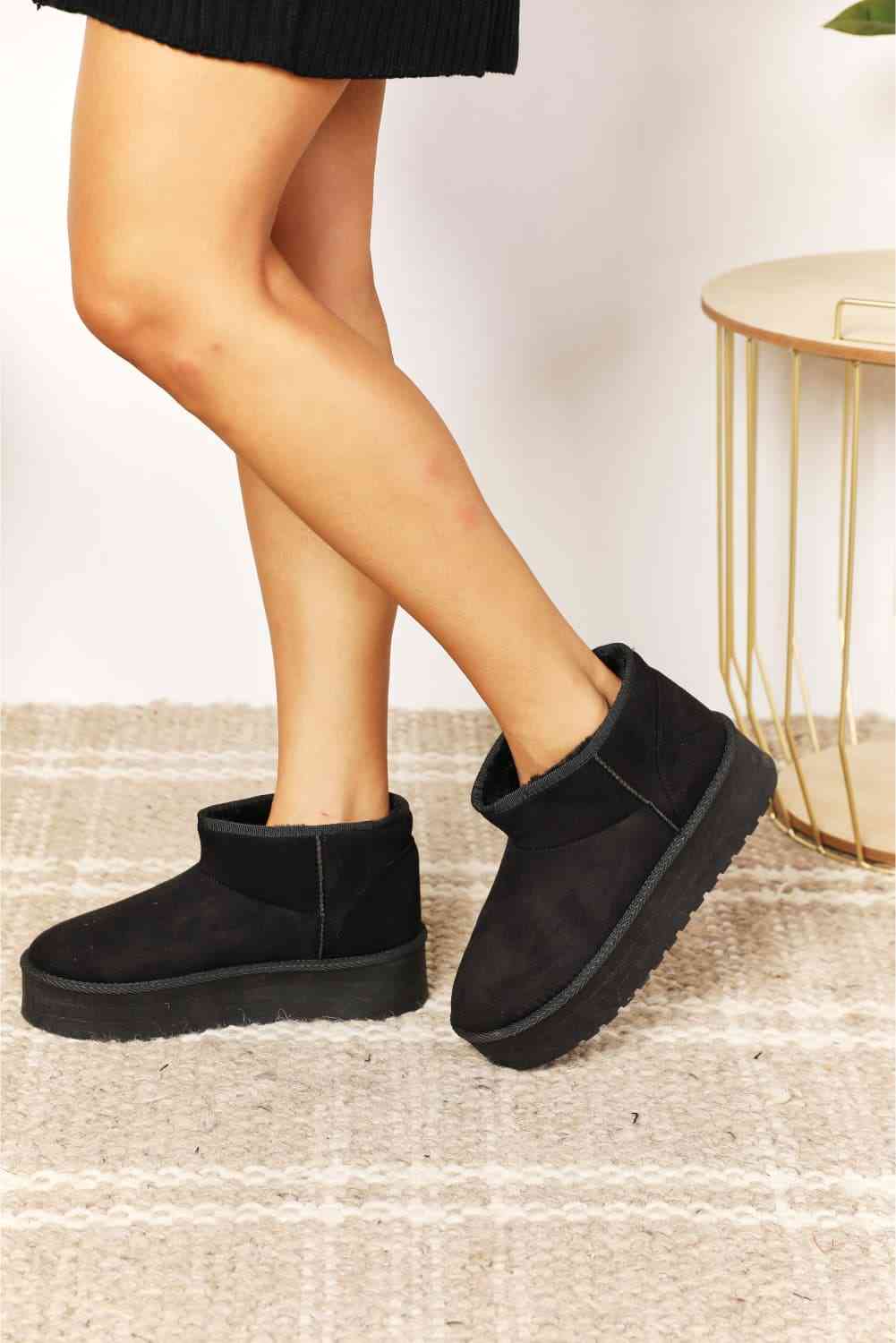 Legend Women's Fleece Lined Chunky Platform Mini Boots - AFFORDABLE MARKET