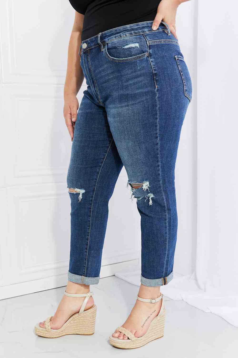 Vervet by Flying Monkey Full Size Distressed Cropped Jeans with Pockets - AFFORDABLE MARKET